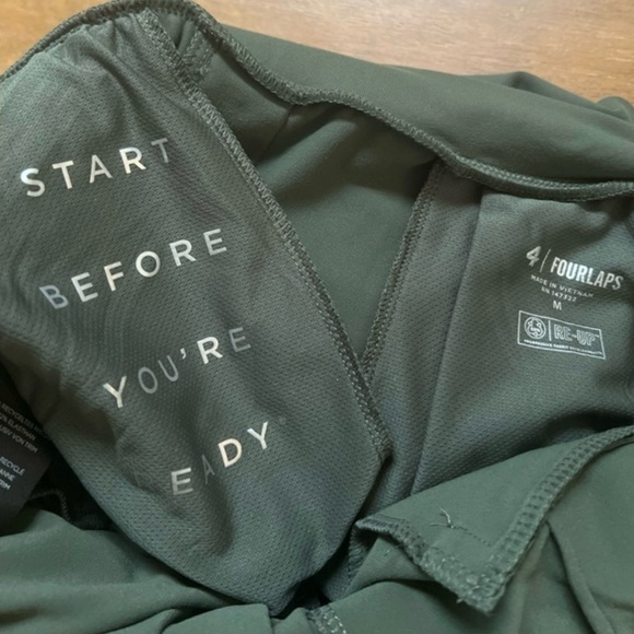 Fourlaps Stride Jogger. Size Small - Picture 5 of 9